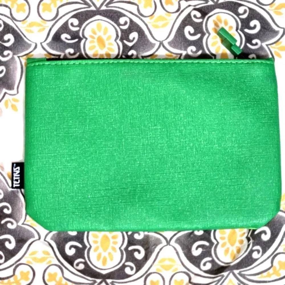 👝3/$10 Ipsy Cosmetic Bags